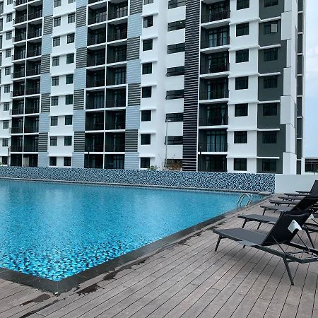 Desaru Utama Apartment With Karaoke, Netflix, Pool View, Free Wifi And Near Car Park Esterno foto