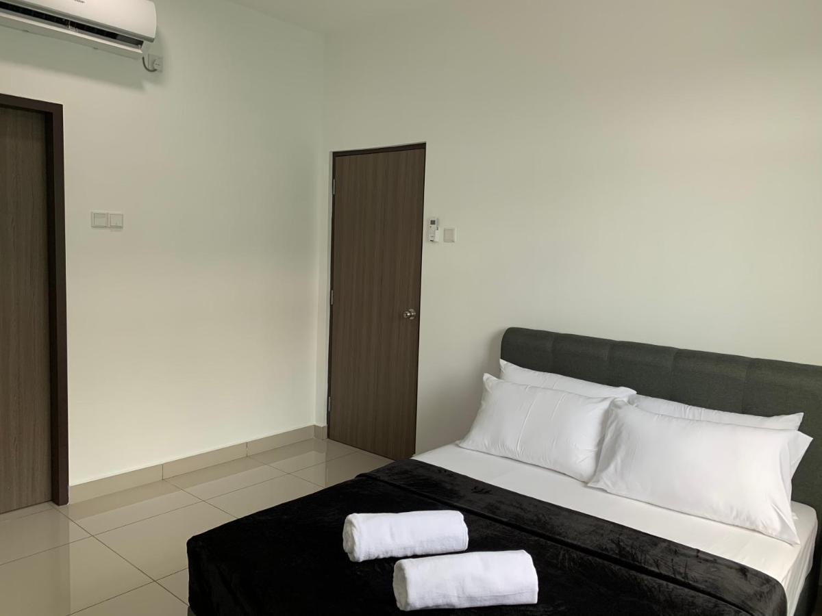 Desaru Utama Apartment With Karaoke, Netflix, Pool View, Free Wifi And Near Car Park Esterno foto