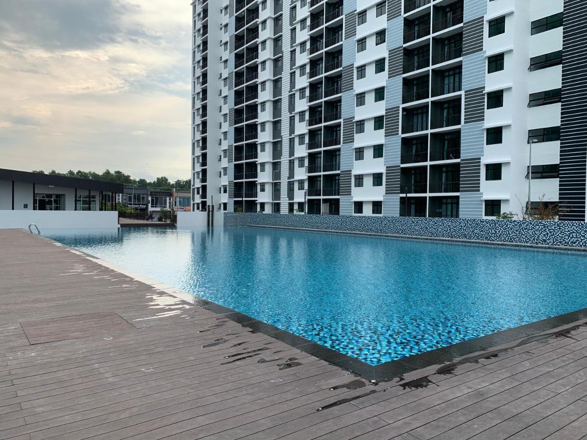 Desaru Utama Apartment With Karaoke, Netflix, Pool View, Free Wifi And Near Car Park Esterno foto