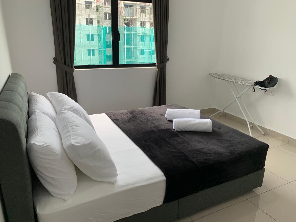 Desaru Utama Apartment With Karaoke, Netflix, Pool View, Free Wifi And Near Car Park Esterno foto